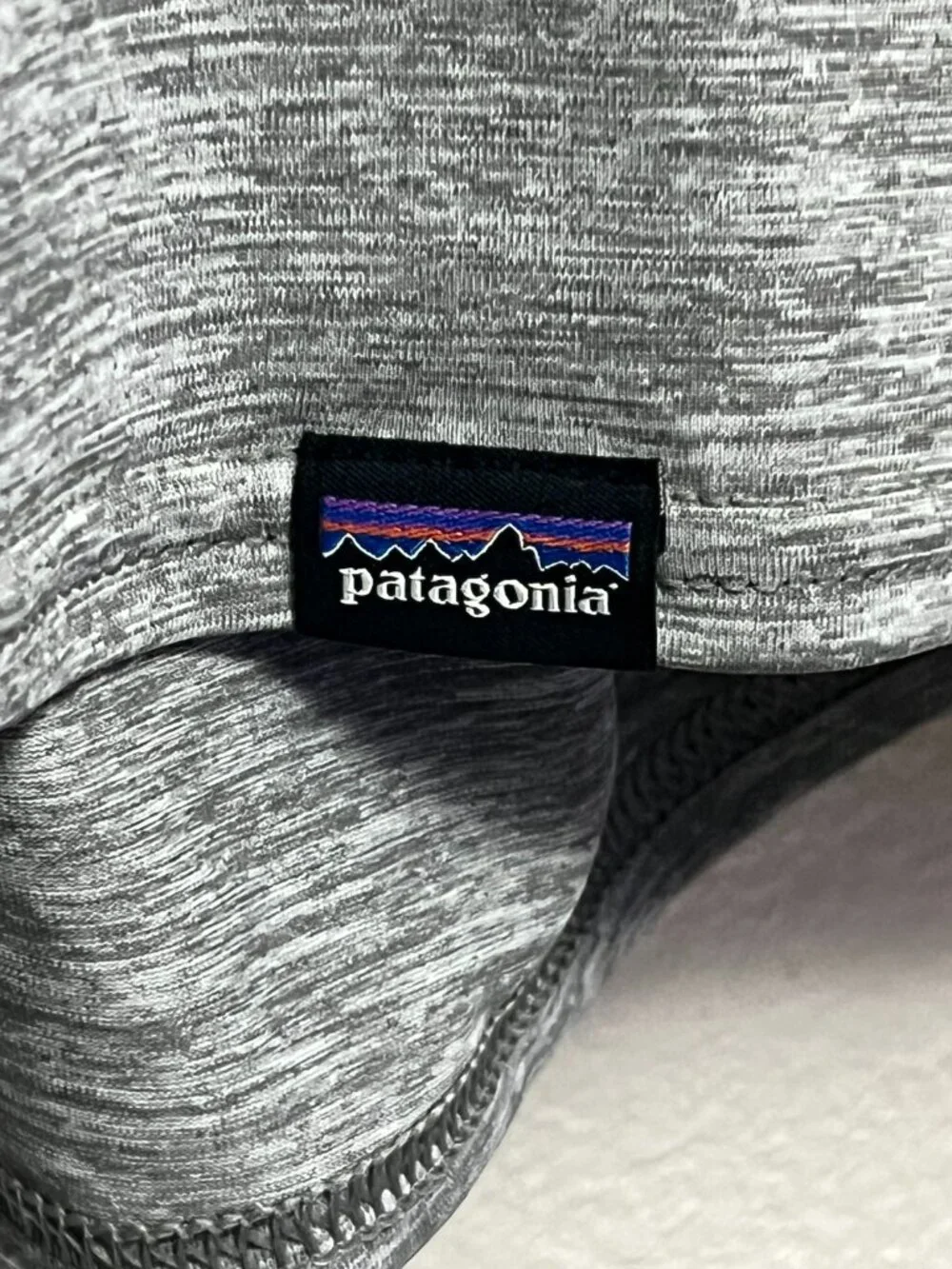 Patagonia Mens Long Sleeve XL Gray Capilene Cool Daily